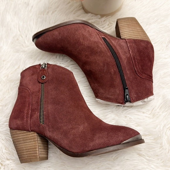 NEW DIBA Sequoia Burgundy heel ankle bootie women size 6 - Picture 4 of 5
